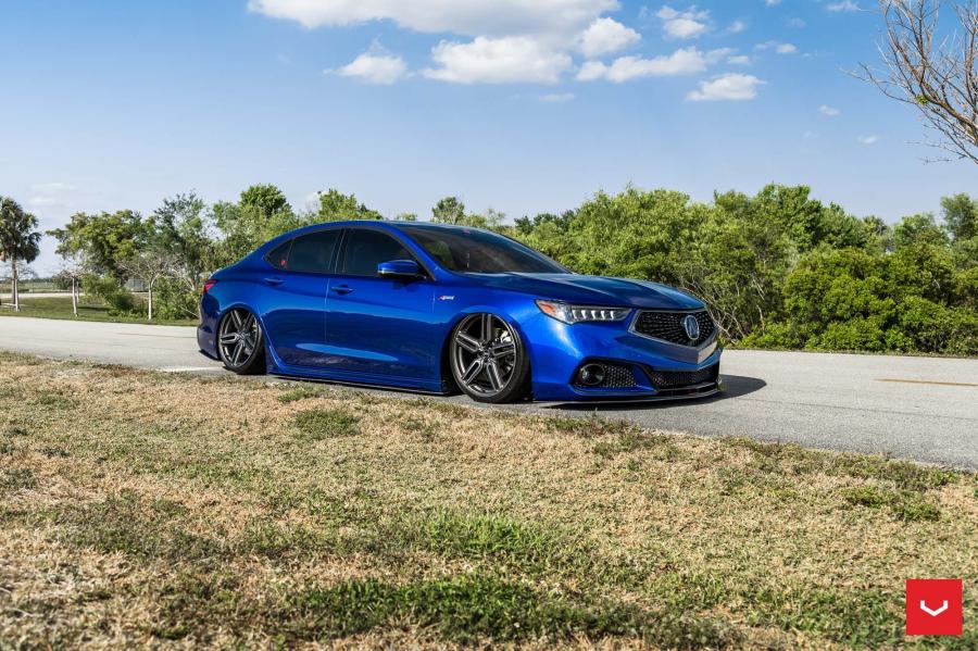  Acura TLX on Vossen Wheels (HF-1) 2018 года  (фото 6 из 13)